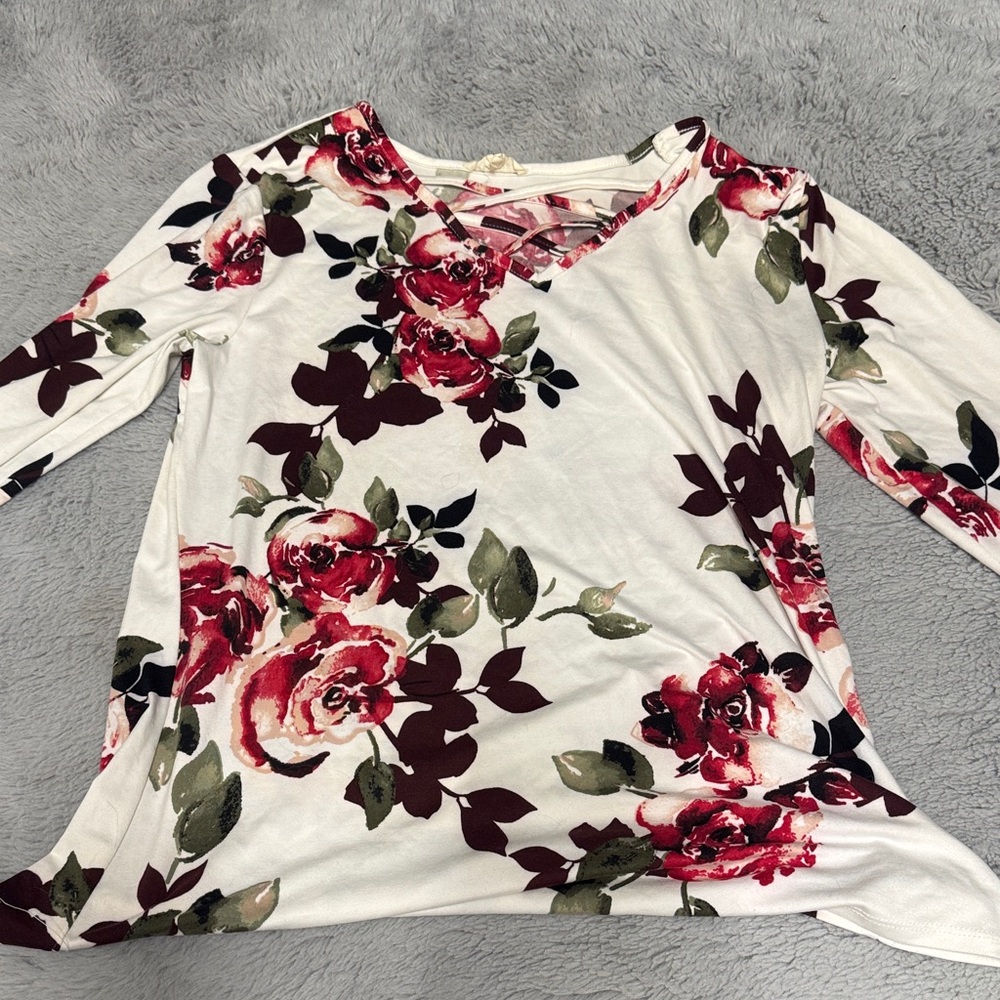 Floral V-Neck Long Sleeve Top in White and Burgundy
